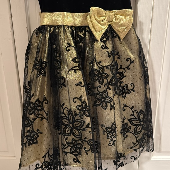 Tahari Dress Black and Gold Velvet Top. Gold Tie. Lace Bottom. - Picture 3 of 5